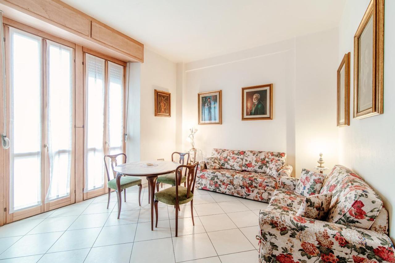 Grand Maison - Con 2 Ampie Camere Da Letto Como Exteriör bild